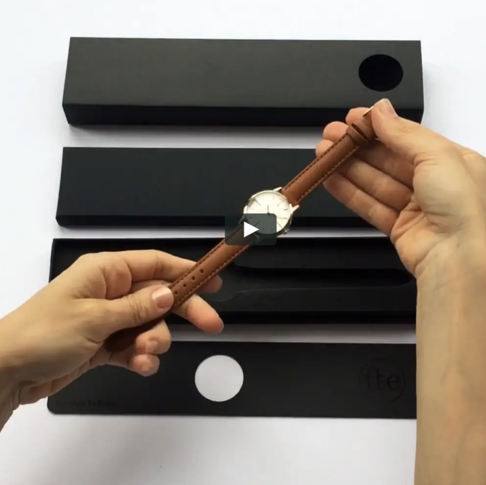 Analog Wrist Watch Minimal Design Lightweight